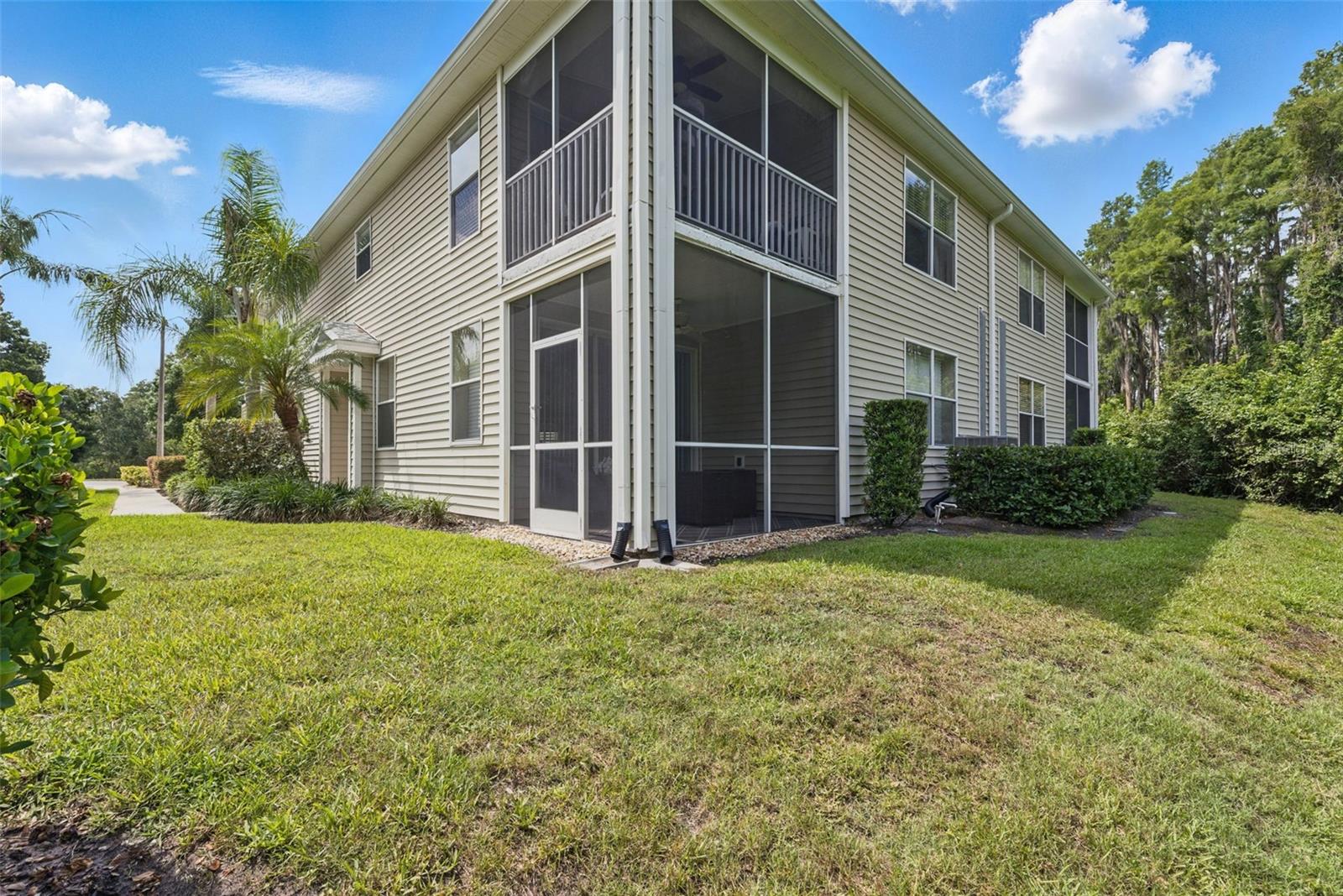 Image 8 of 33 For 1827 Hammocks Avenue 1303