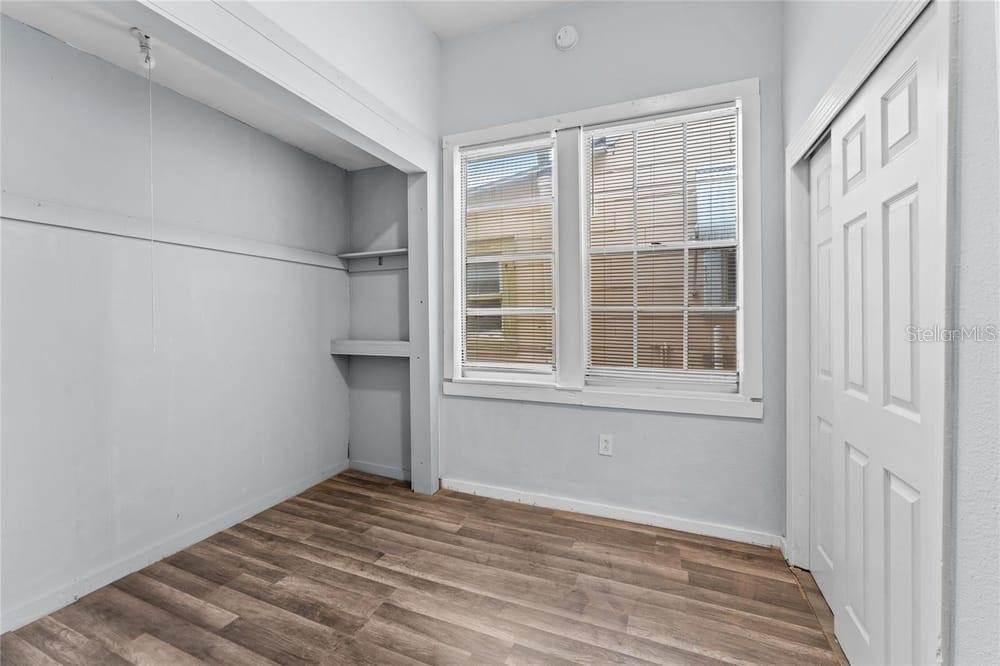 Image 16 of 19 For 2320 Walnut Street