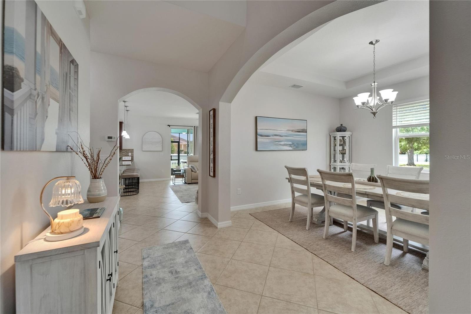 Image 13 of 95 For 449 Bahama Grande Boulevard