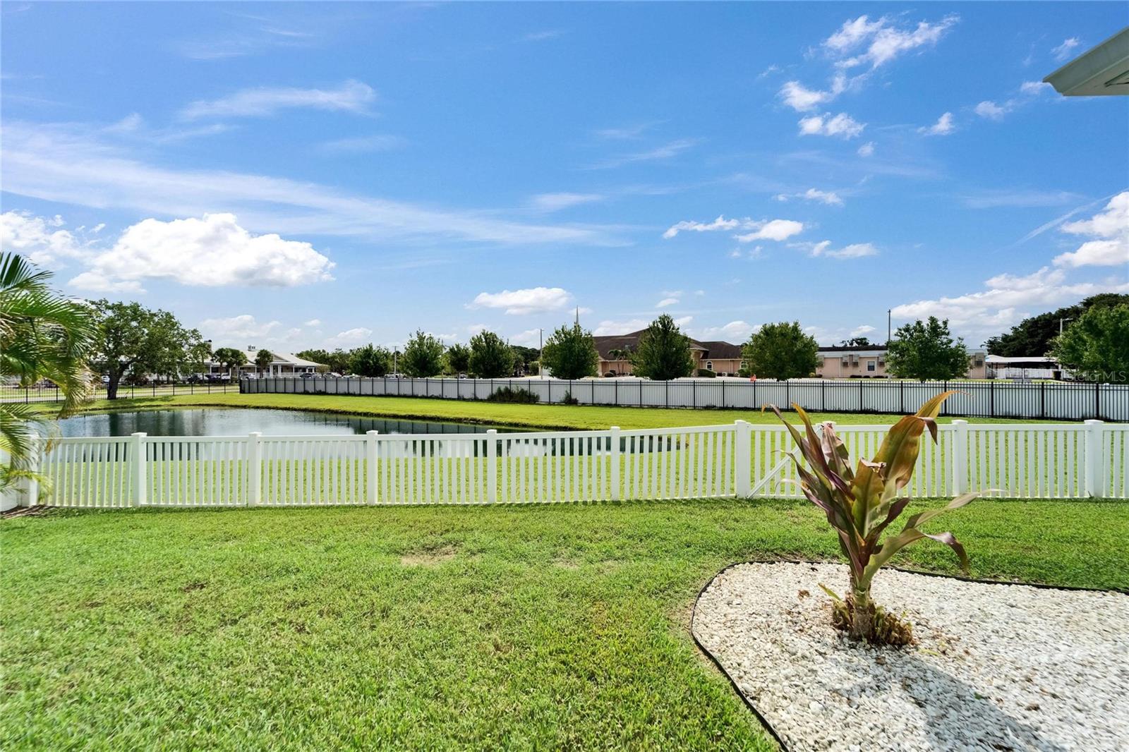 Image 2 of 95 For 449 Bahama Grande Boulevard