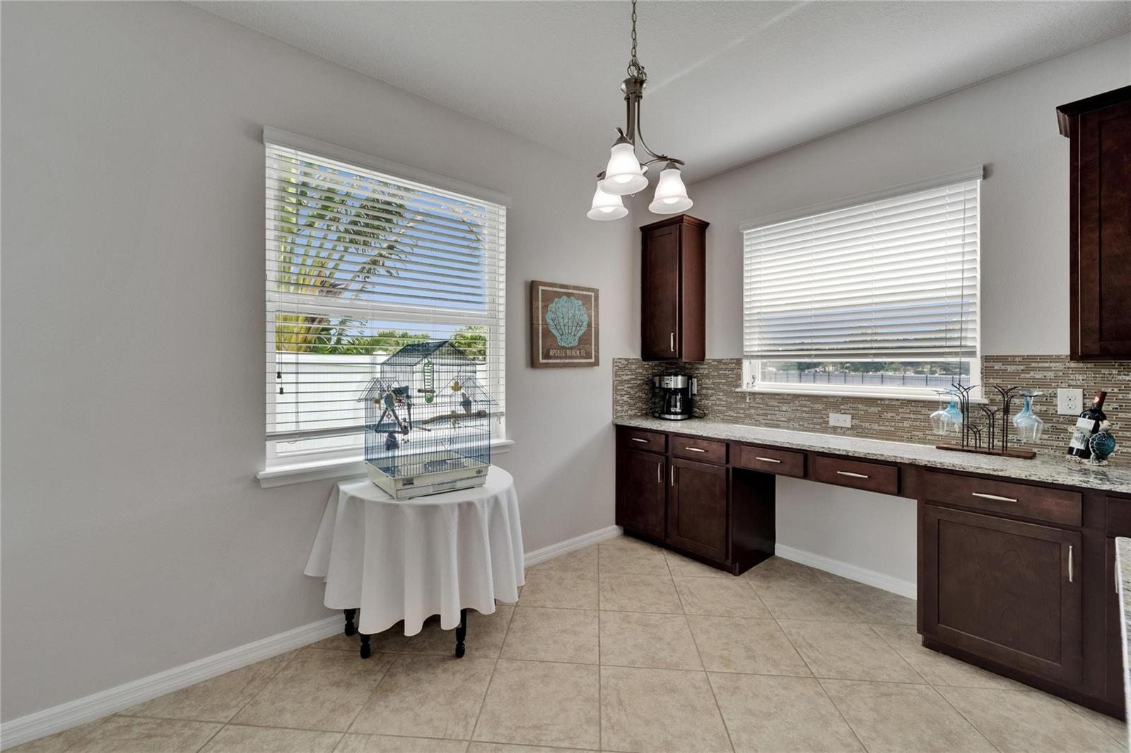 Image 24 of 95 For 449 Bahama Grande Boulevard