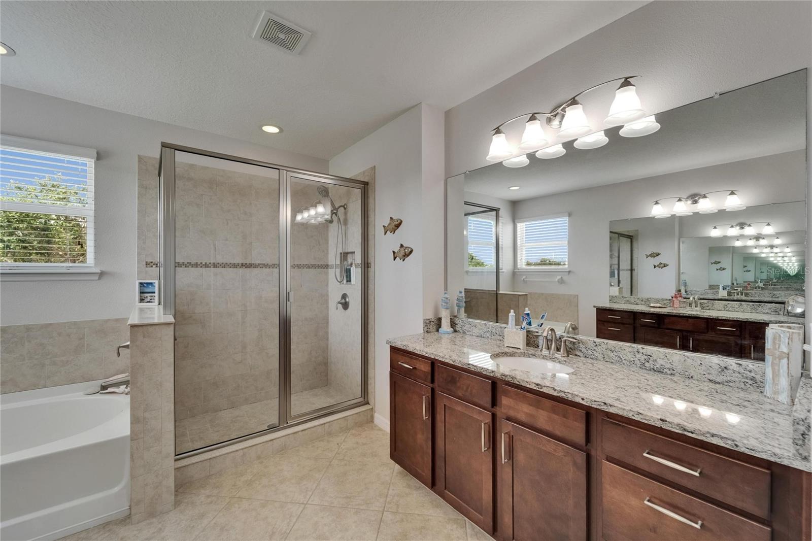 Image 44 of 95 For 449 Bahama Grande Boulevard