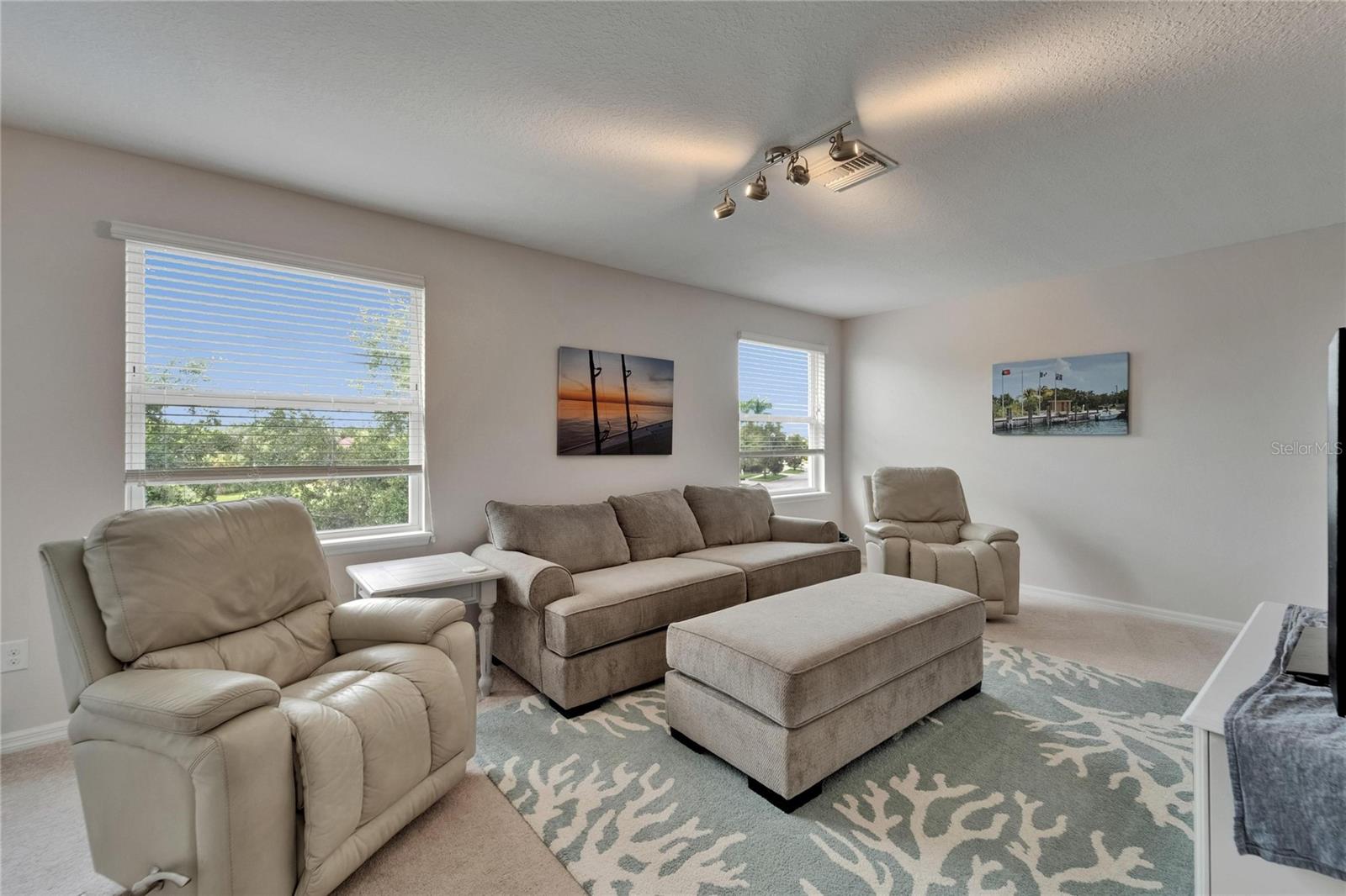 Image 64 of 95 For 449 Bahama Grande Boulevard