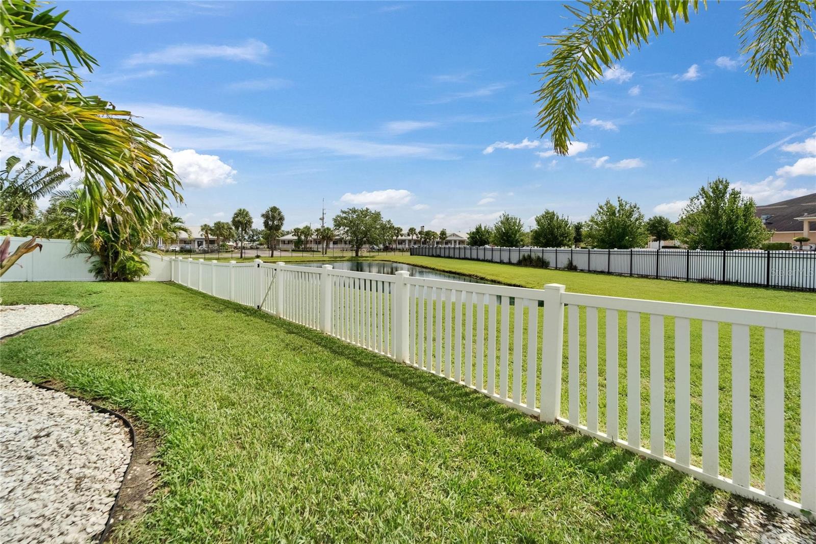 Image 71 of 95 For 449 Bahama Grande Boulevard