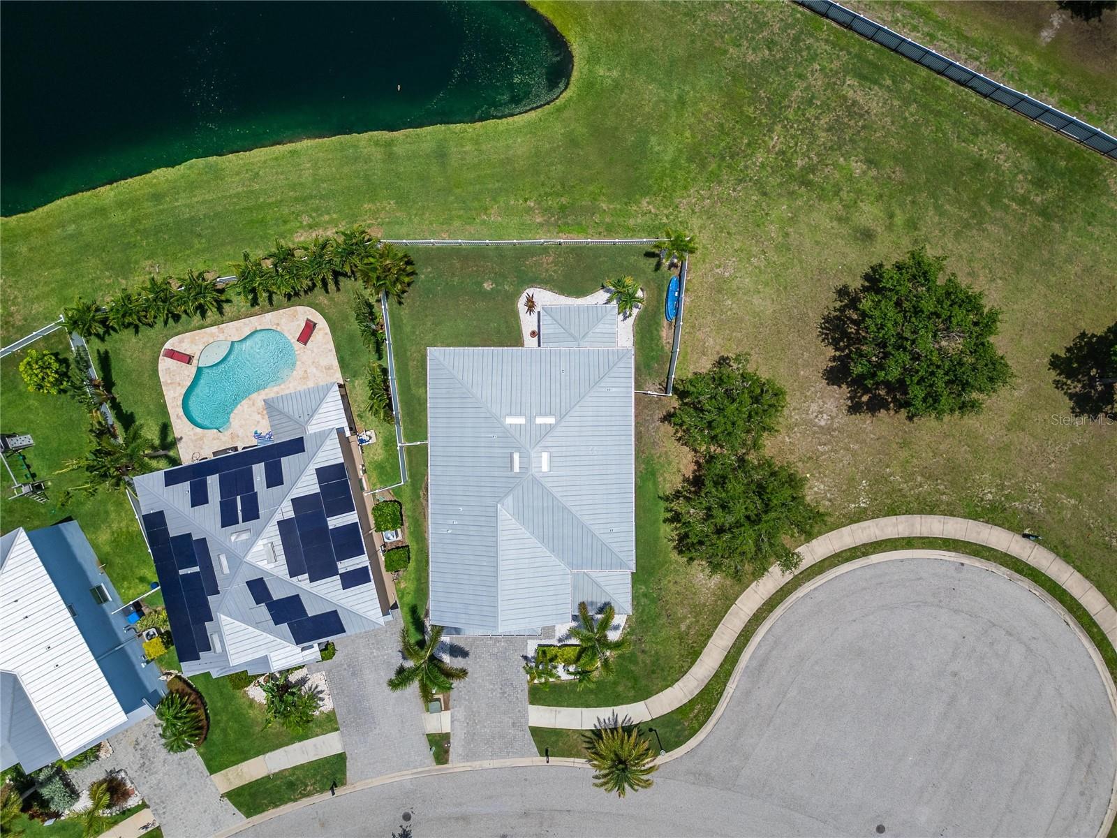 Image 79 of 95 For 449 Bahama Grande Boulevard