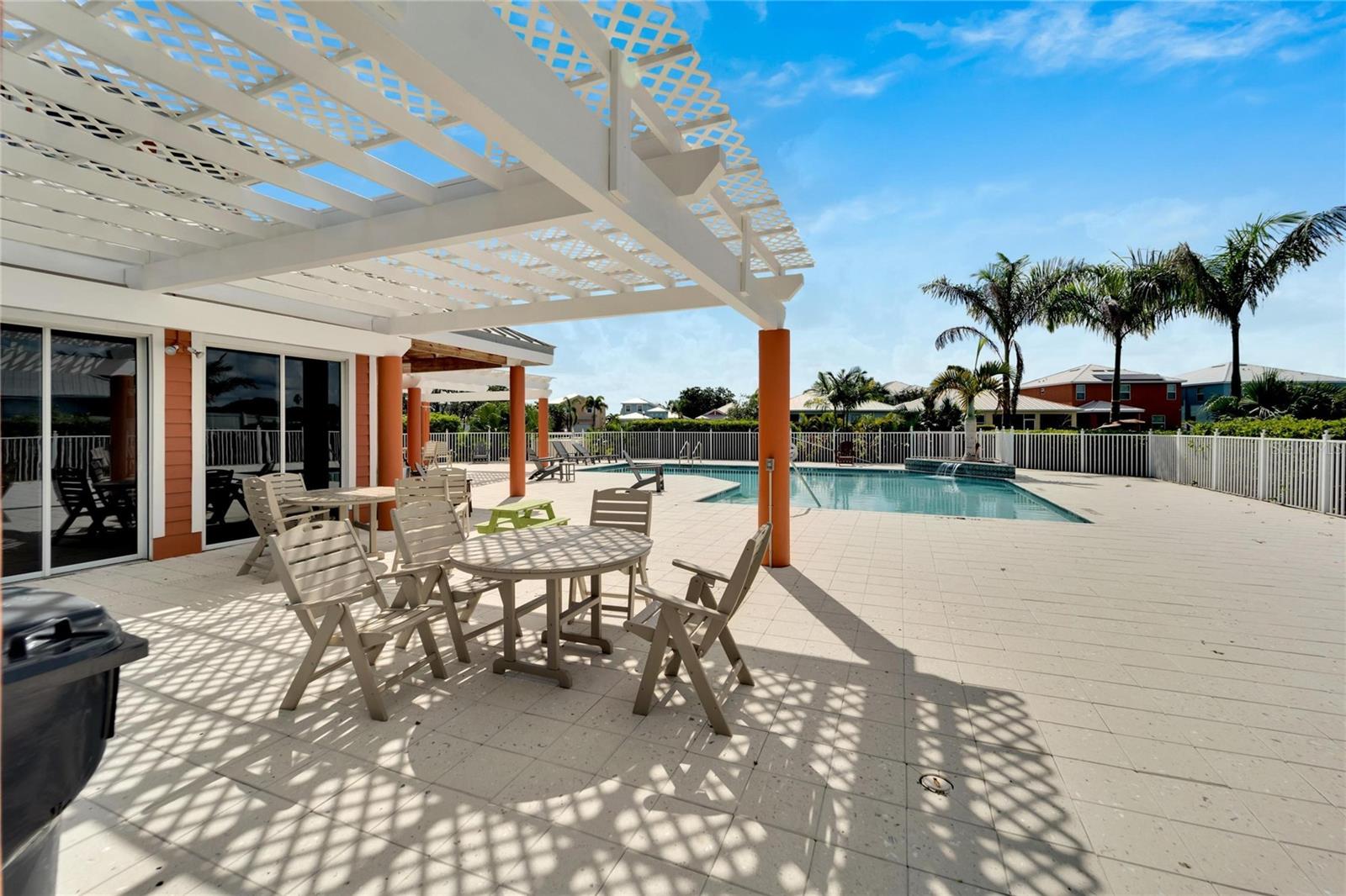 Image 91 of 95 For 449 Bahama Grande Boulevard