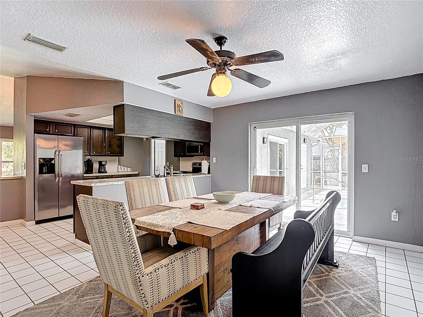 Image 12 of 49 For 7613 Bramblewood Drive