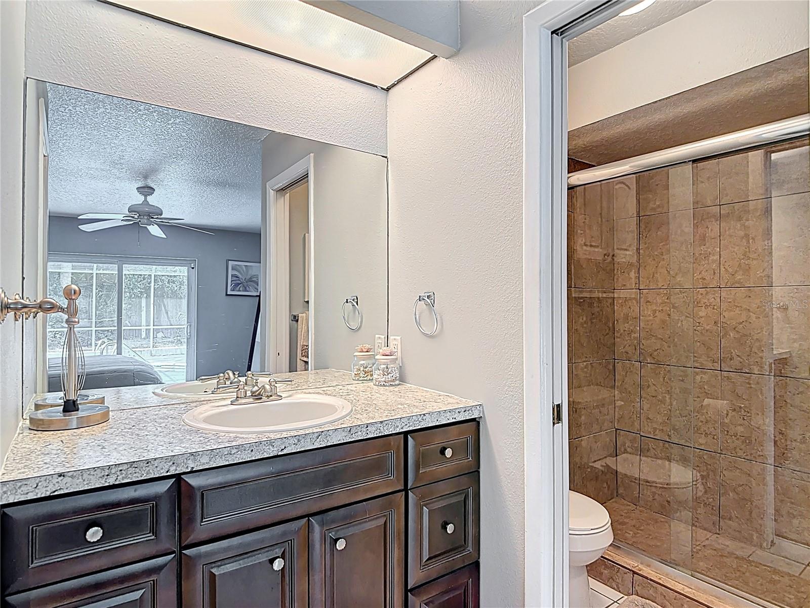 Image 37 of 49 For 7613 Bramblewood Drive