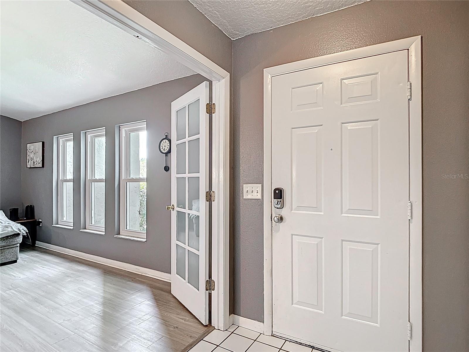 Image 7 of 49 For 7613 Bramblewood Drive