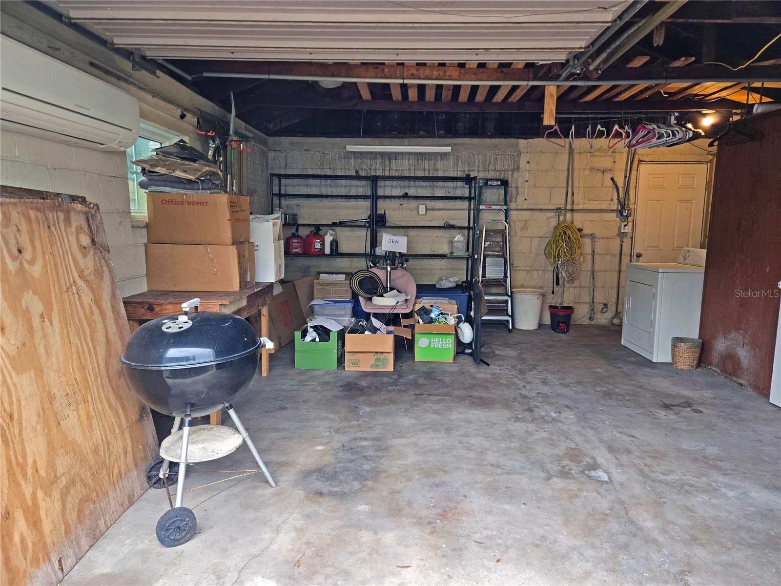 Listing photo id 27 for 1620 15th Street N