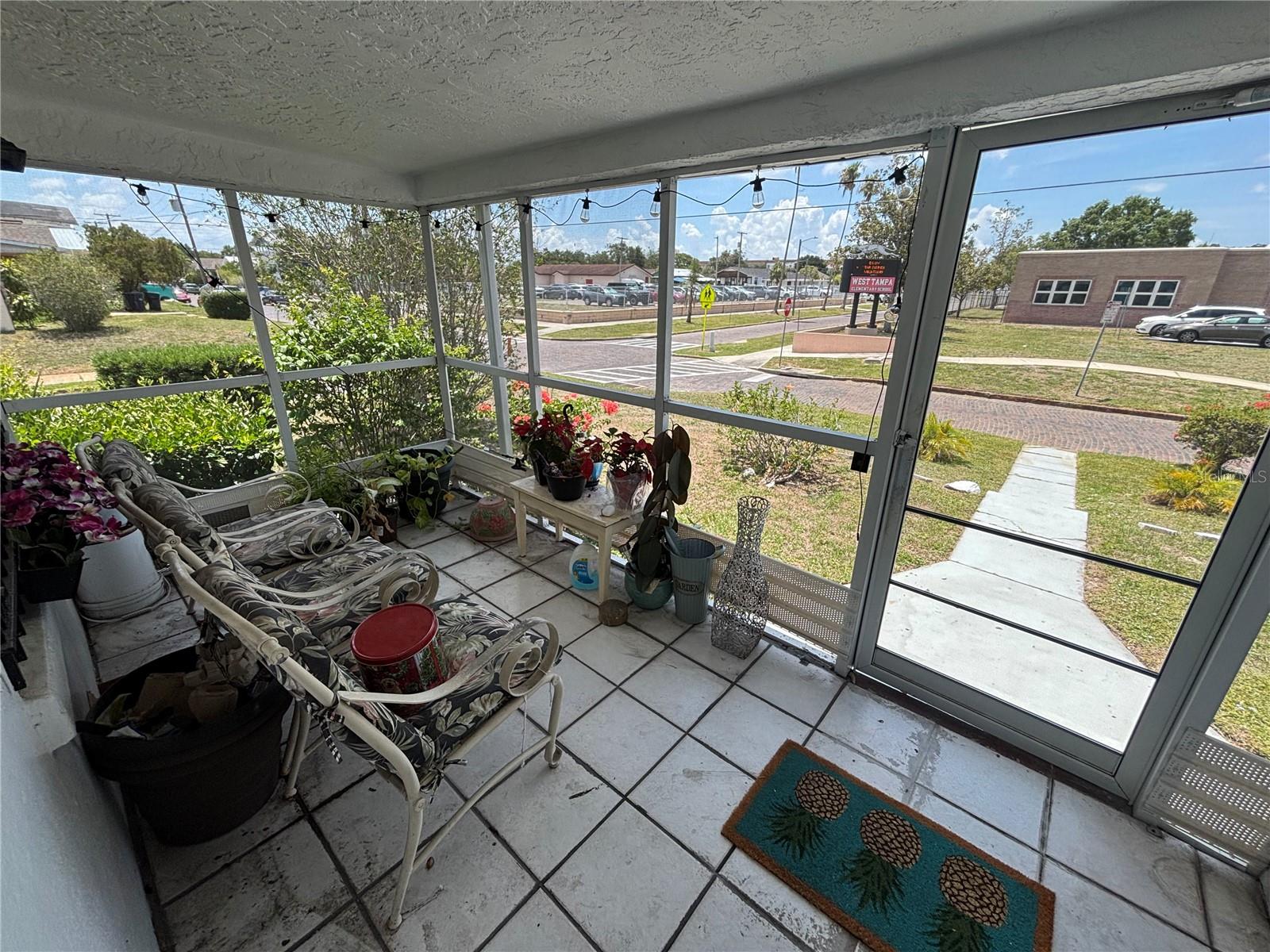 Image 10 of 24 For 2701 Cherry Street