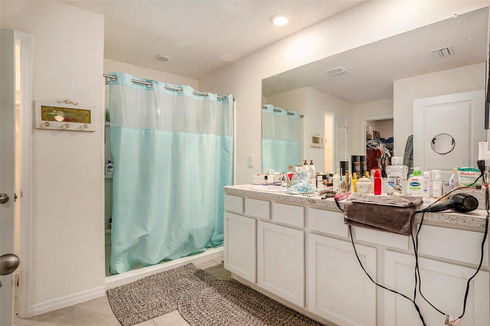 Image 17 of 26 For 7639 Broad Pointe Drive