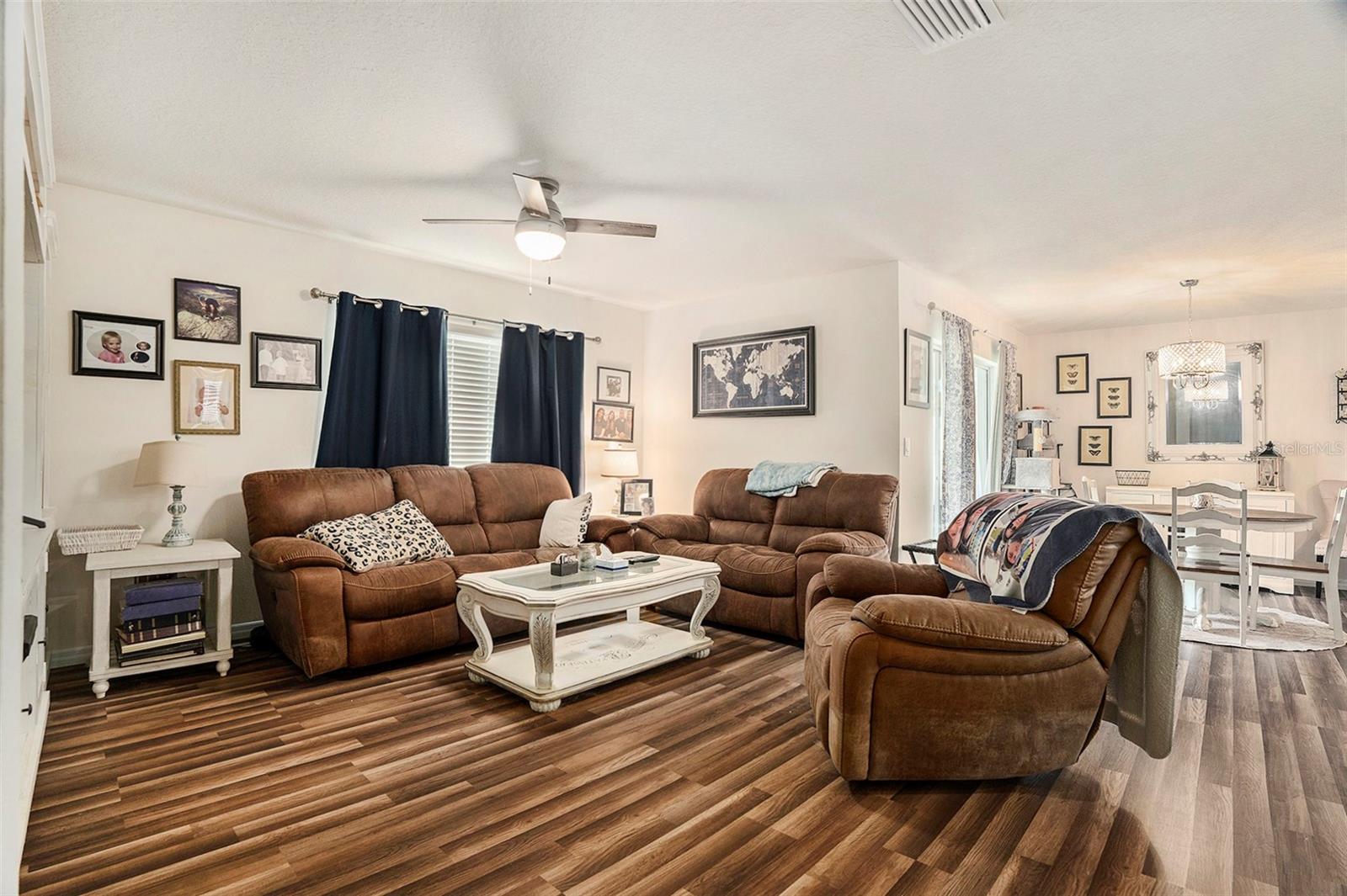 Image 5 of 26 For 7639 Broad Pointe Drive