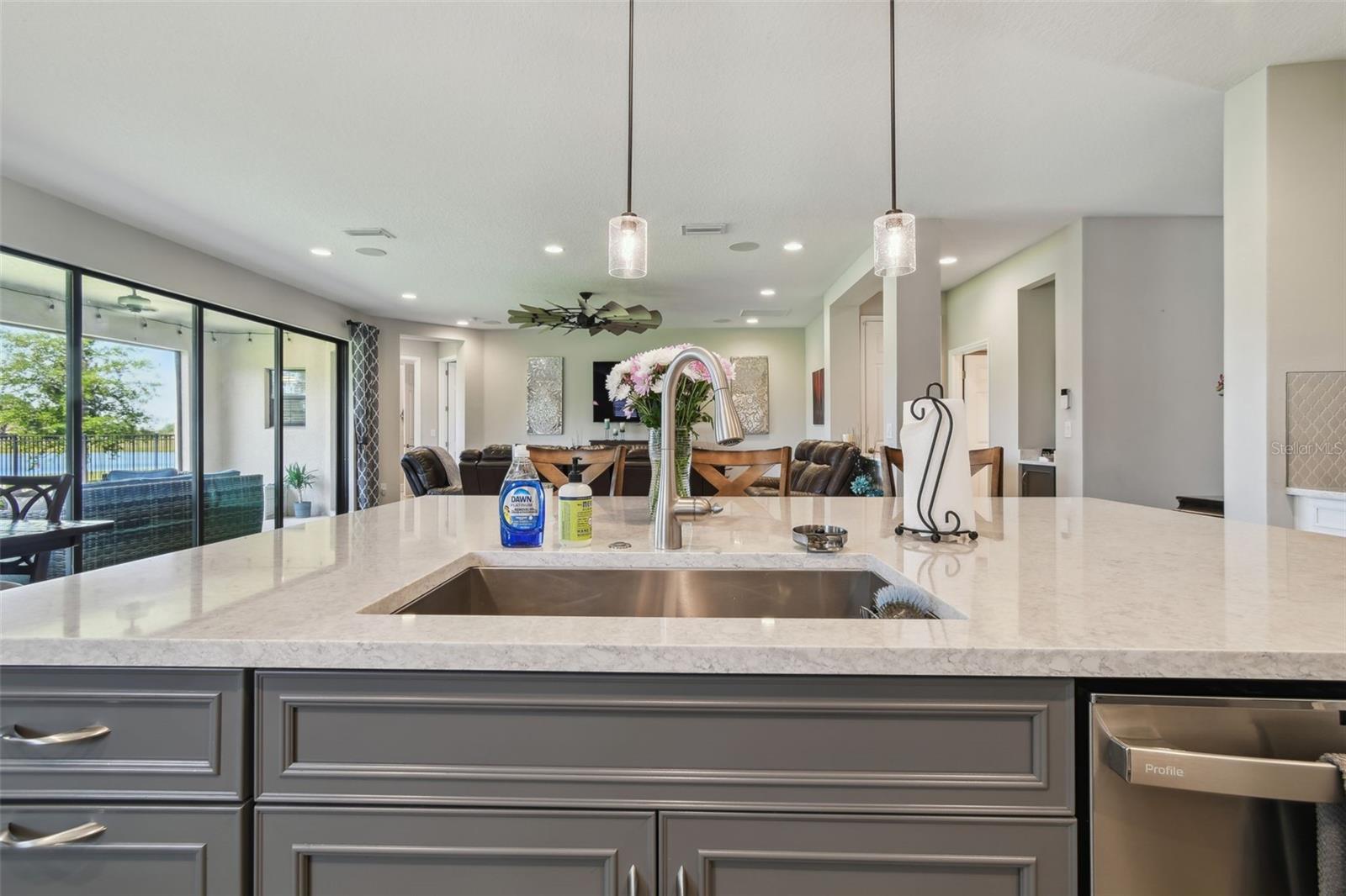 Image 16 of 66 For 14439 Woodland Spur Dr