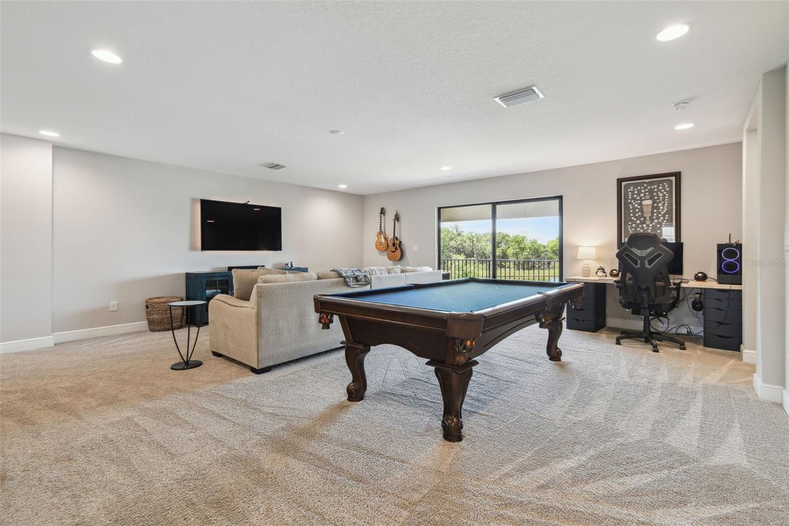 Image 33 of 66 For 14439 Woodland Spur Dr