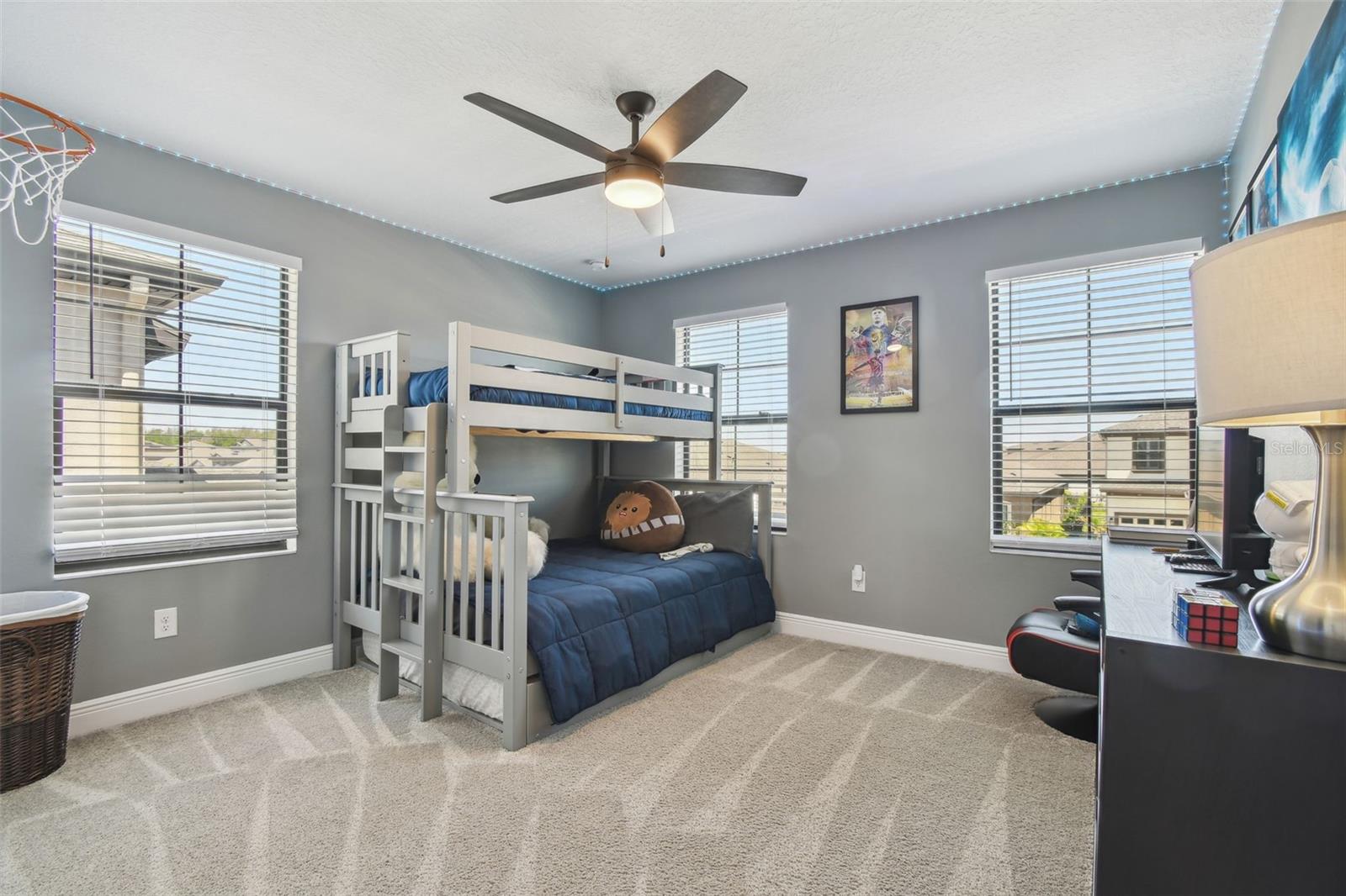 Image 37 of 66 For 14439 Woodland Spur Dr