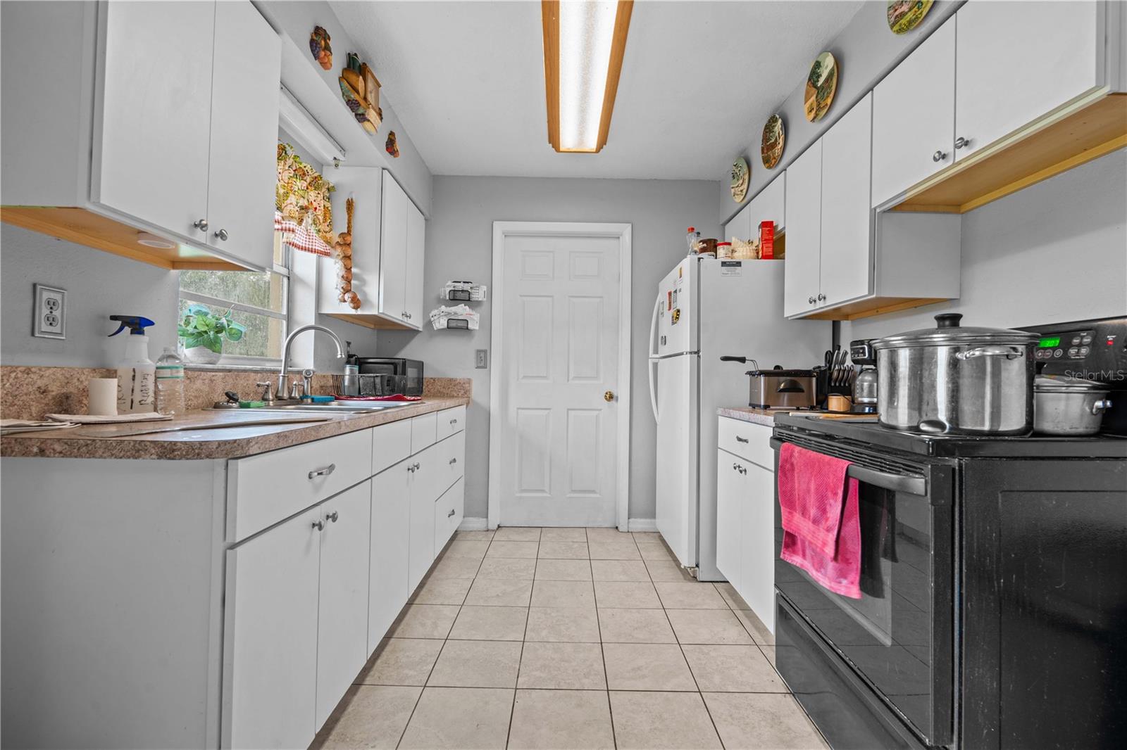 Image 12 of 40 For 4003 Prairie Bend Lane