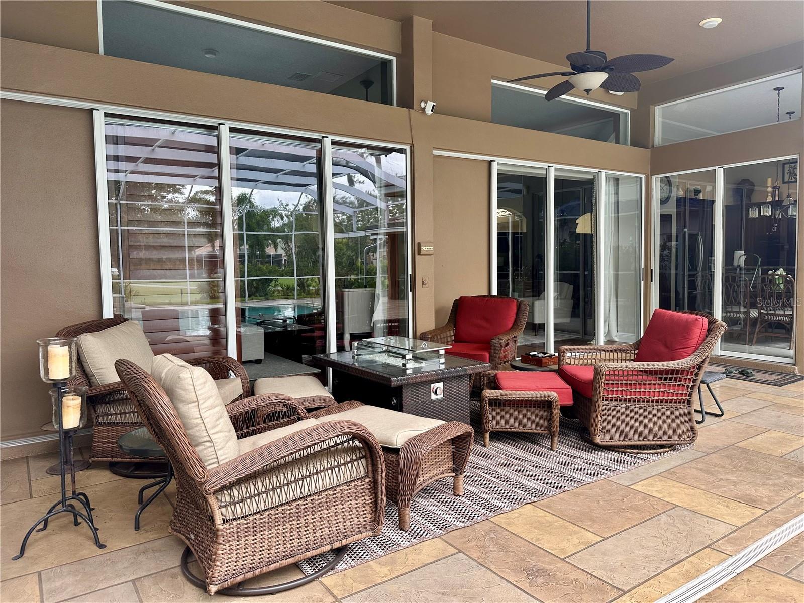 Listing photo id 34 for 5029 Camberley Lane