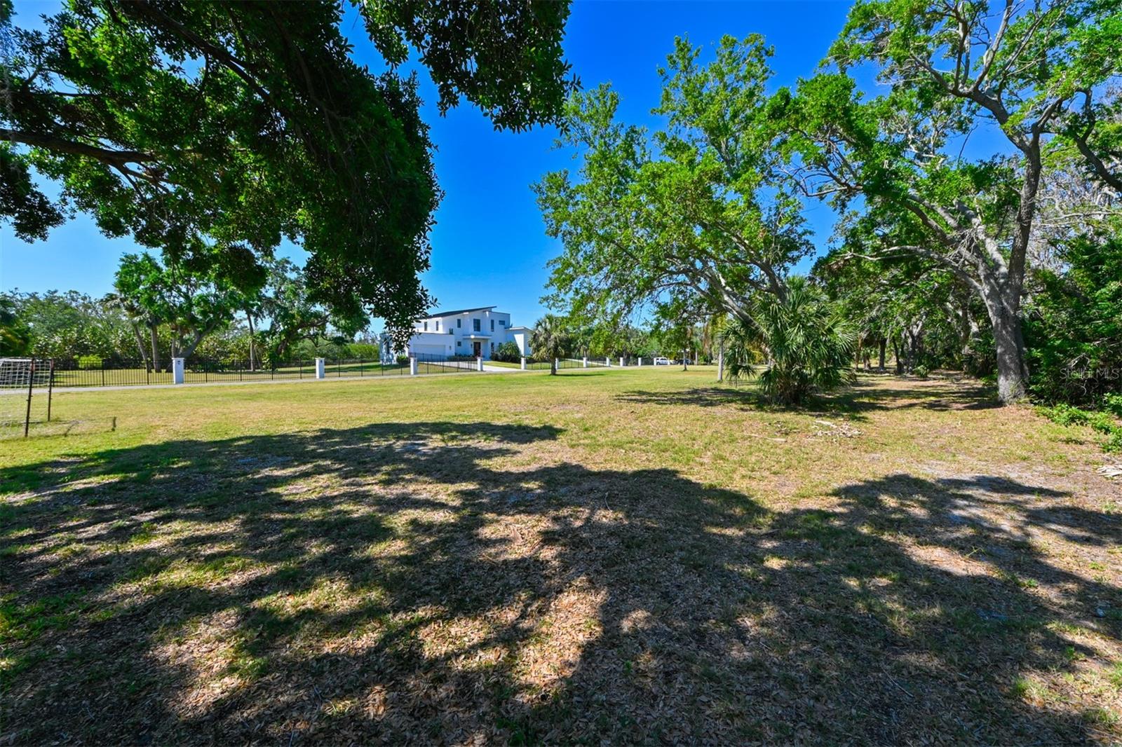 Image 13 of 25 For 4868 Troydale Road