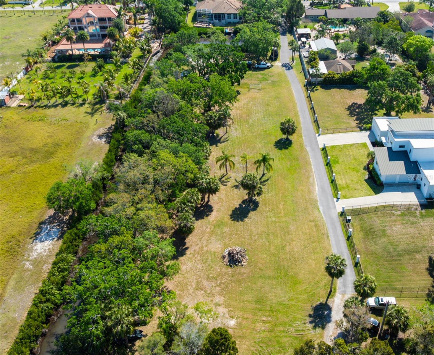 Image 3 of 25 For 4868 Troydale Road