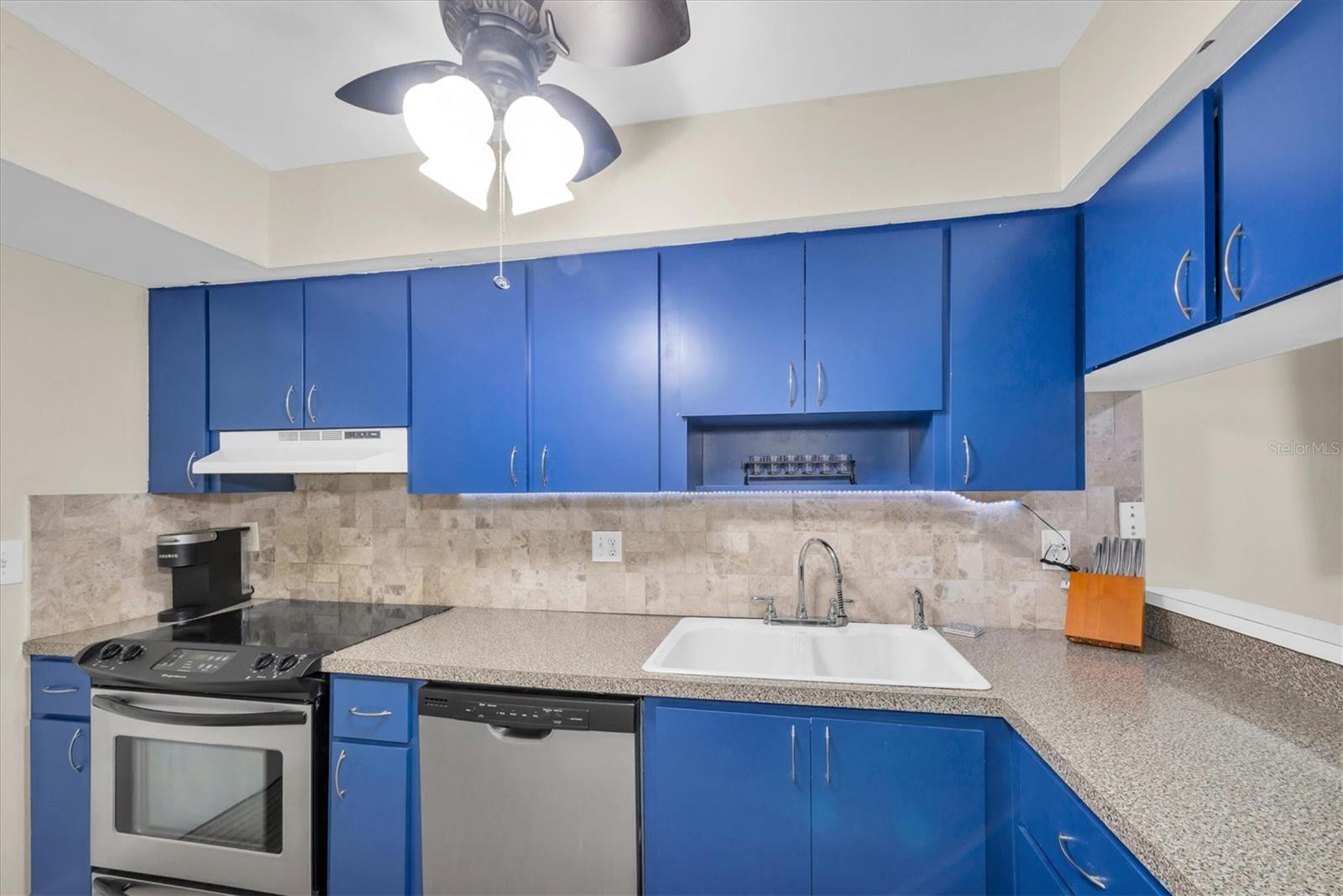 Image 12 of 31 For 2943 Bough Avenue C