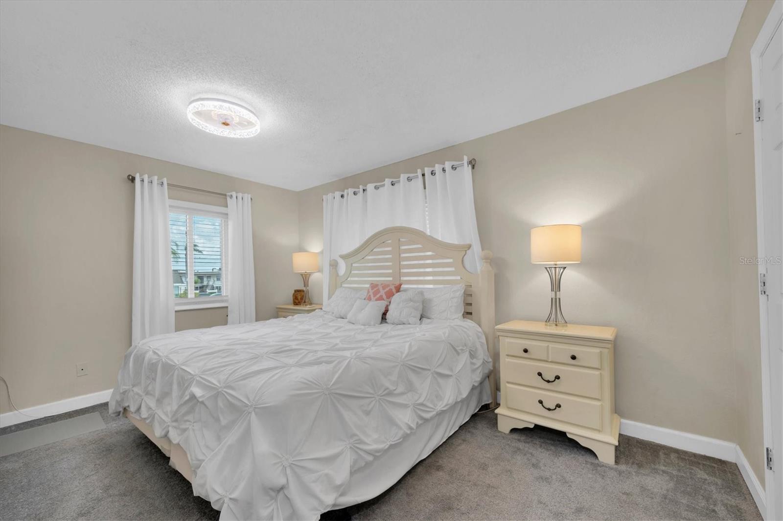 Image 15 of 31 For 2943 Bough Avenue C