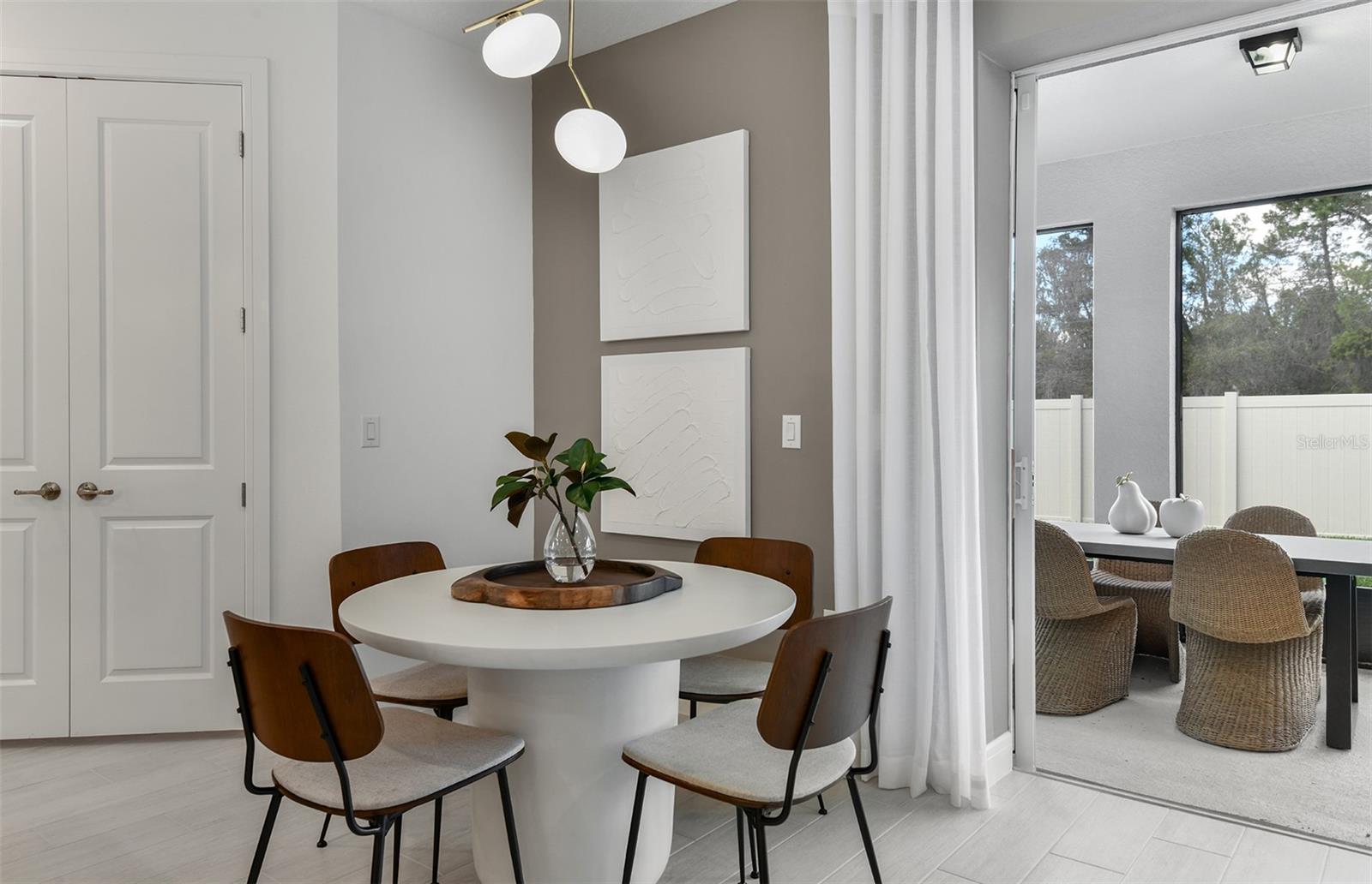 Image 5 of 21 For 1576 Valier Point