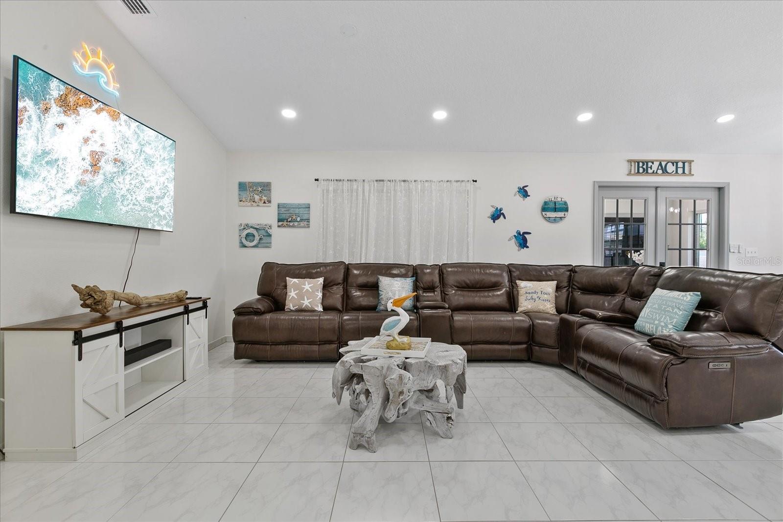 Image 8 of 52 For 5812 Blossom Avenue