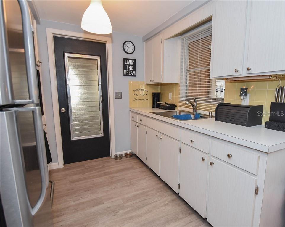 Image 11 of 28 For 5307 Whippoorwill Drive