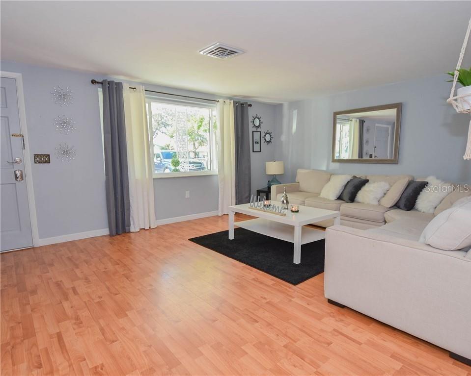 Image 7 of 28 For 5307 Whippoorwill Drive