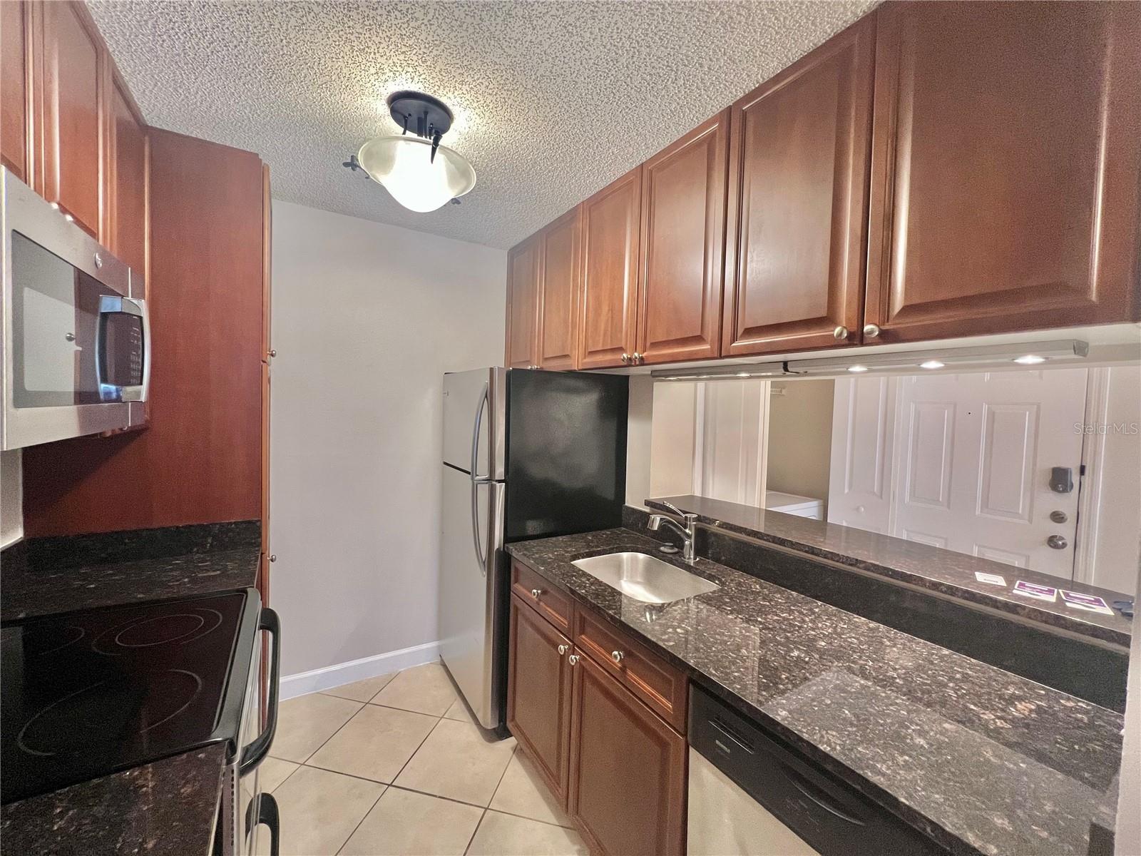 Image 4 of 20 For 11901 4th Street N 3105