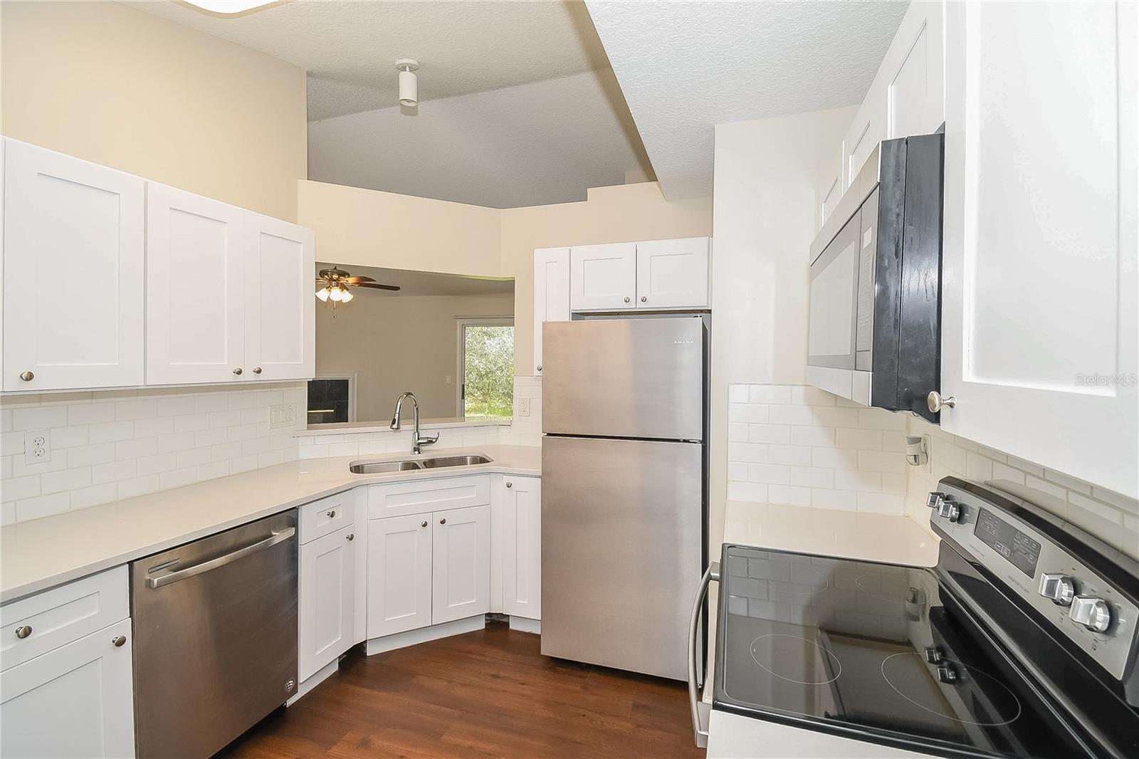 Image 7 of 16 For 6735 Salt Pond Drive N
