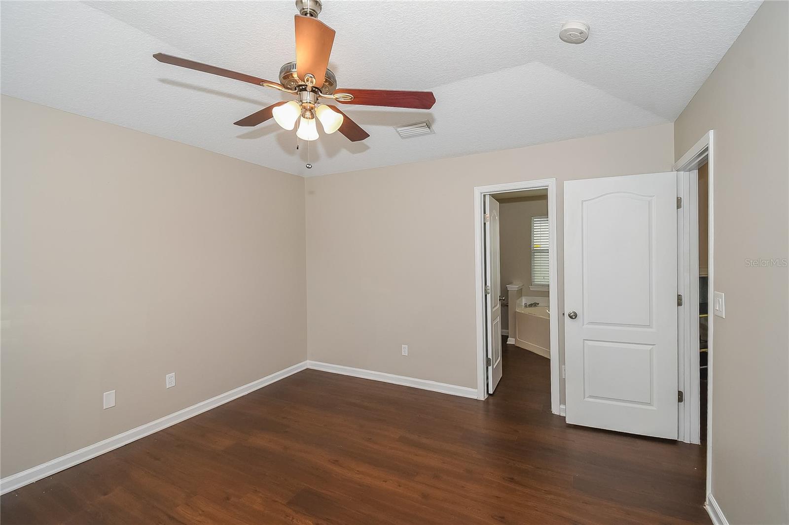 Image 9 of 16 For 6735 Salt Pond Drive N