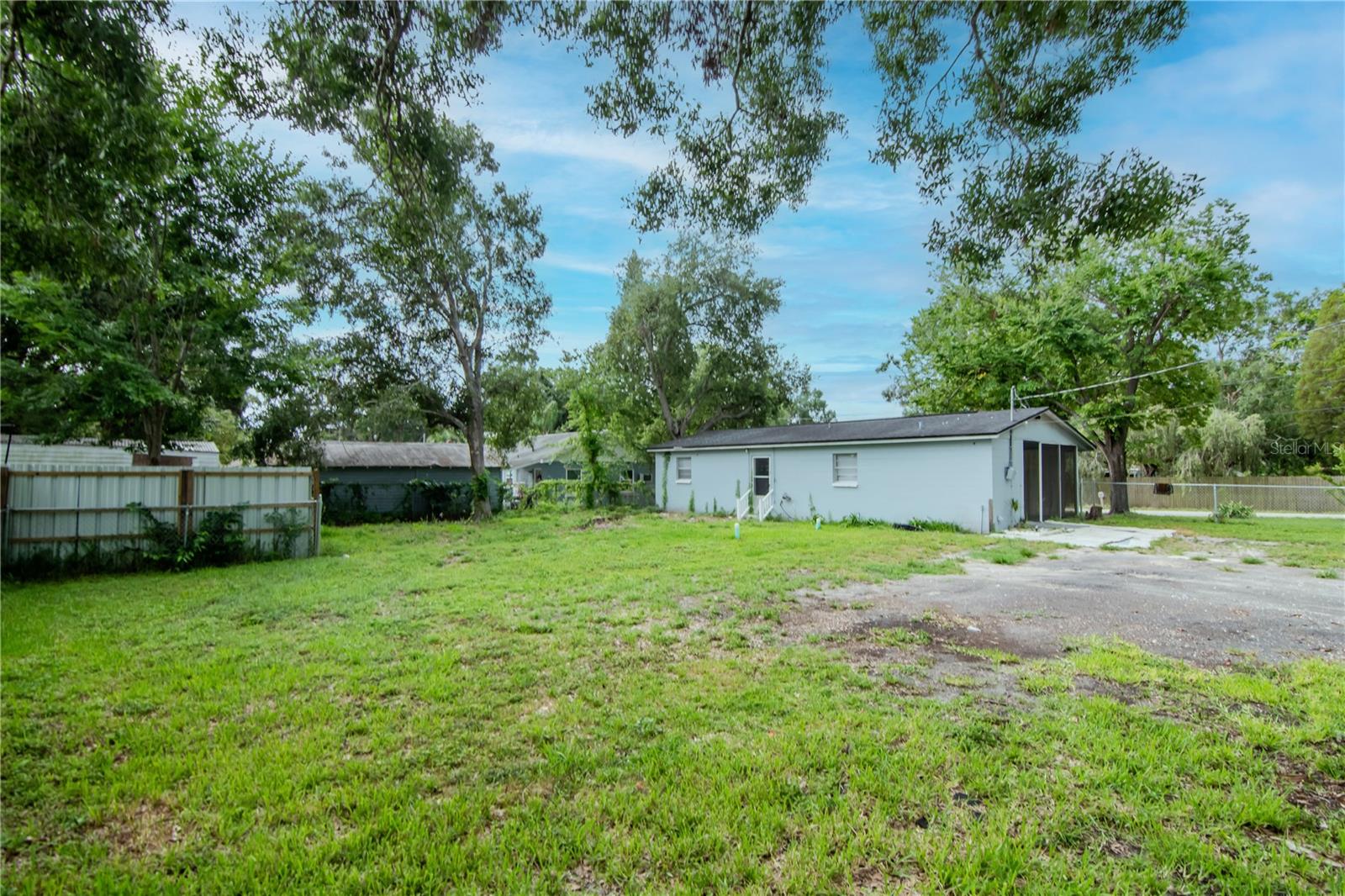 Image 3 of 34 For 7702 New York Drive