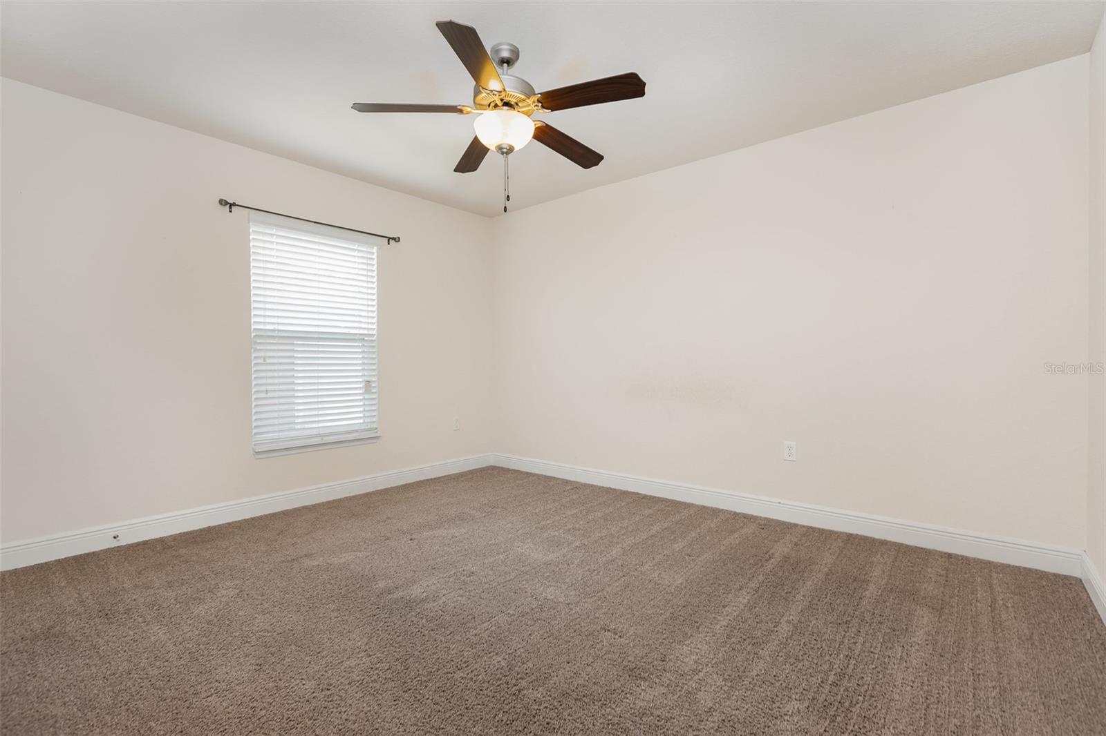 Image 15 of 24 For 10847 Kirkwall Port Drive
