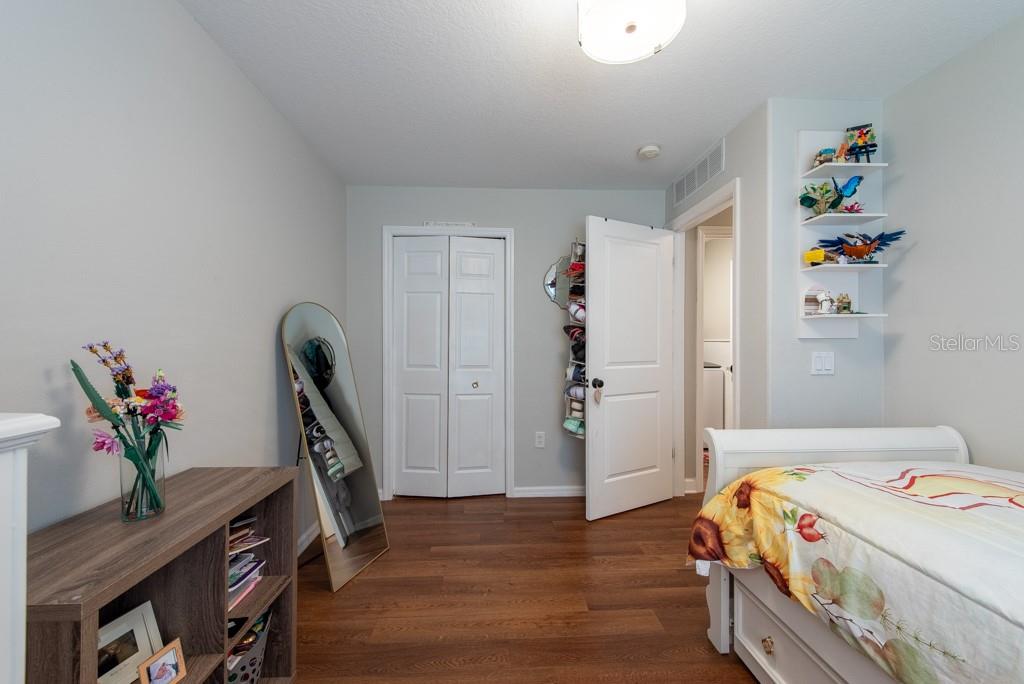 Image 30 of 56 For 4228 Silver Star Drive