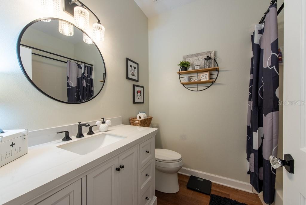 Image 31 of 56 For 4228 Silver Star Drive