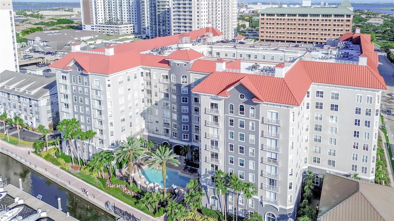 Image 33 of 35 For 700 Harbour Island Boulevard 342