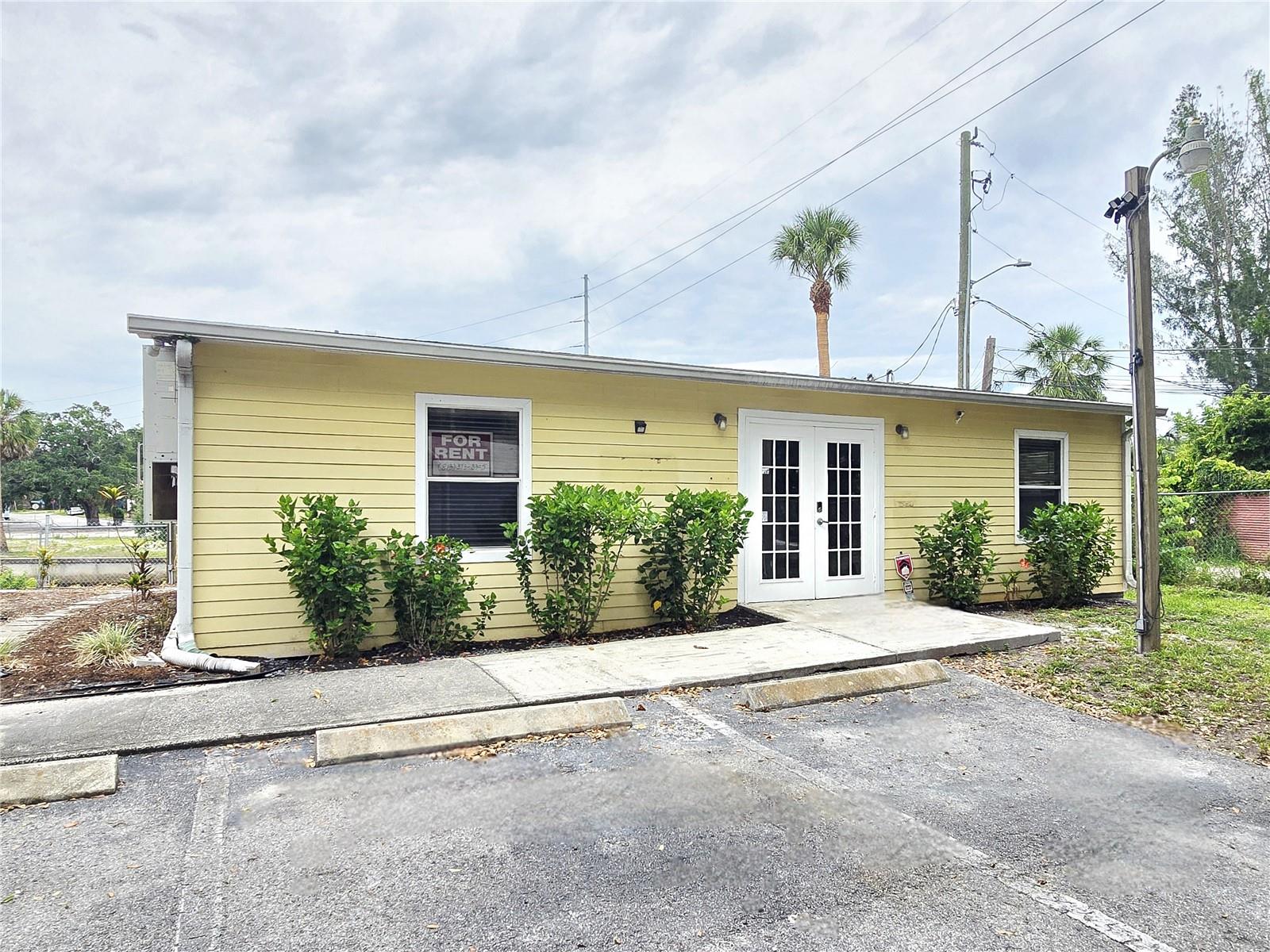 Details for 7901 Nebraska Avenue 100, TAMPA, FL 33604