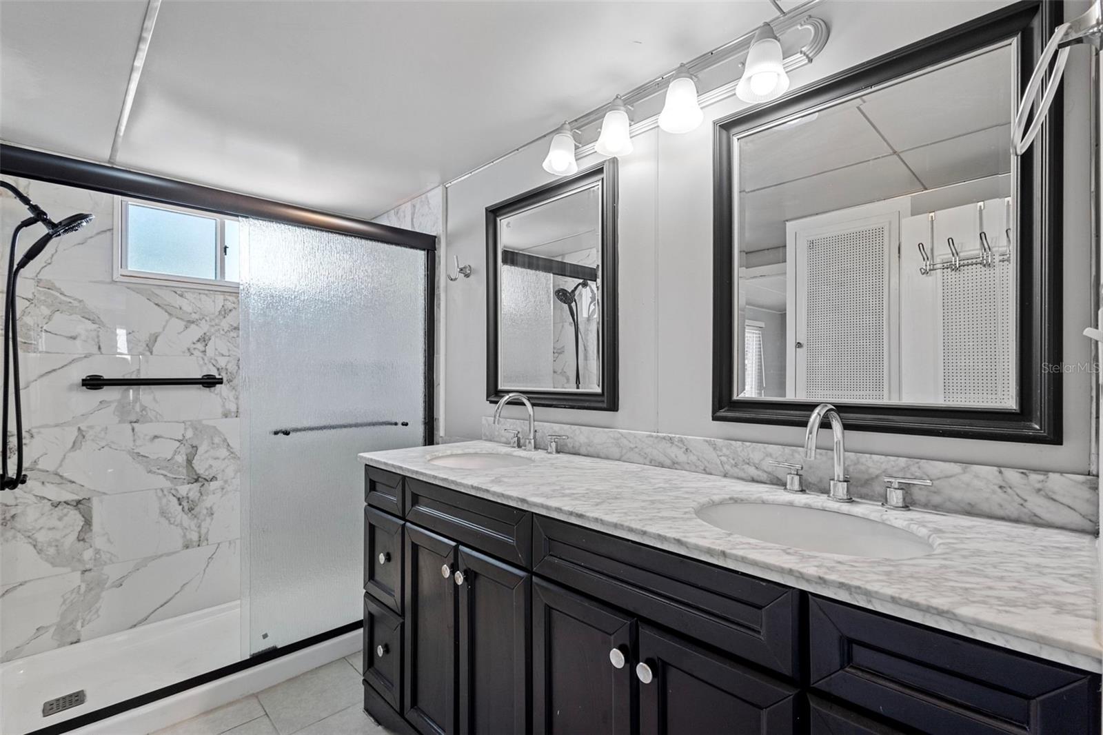 Listing photo id 10 for 4851 Gandy Boulevard B1l8
