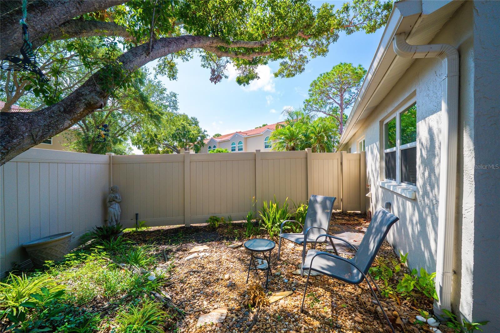 Image 12 of 42 For 4783 Palermo Court Ne 4783
