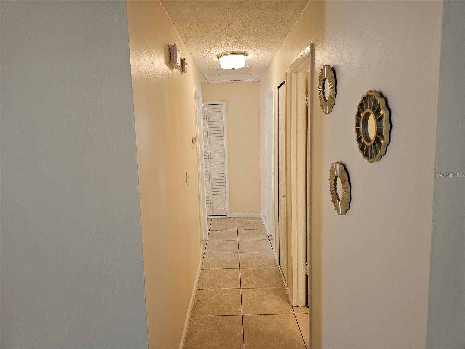 Image 13 of 56 For 505 Innergary Place
