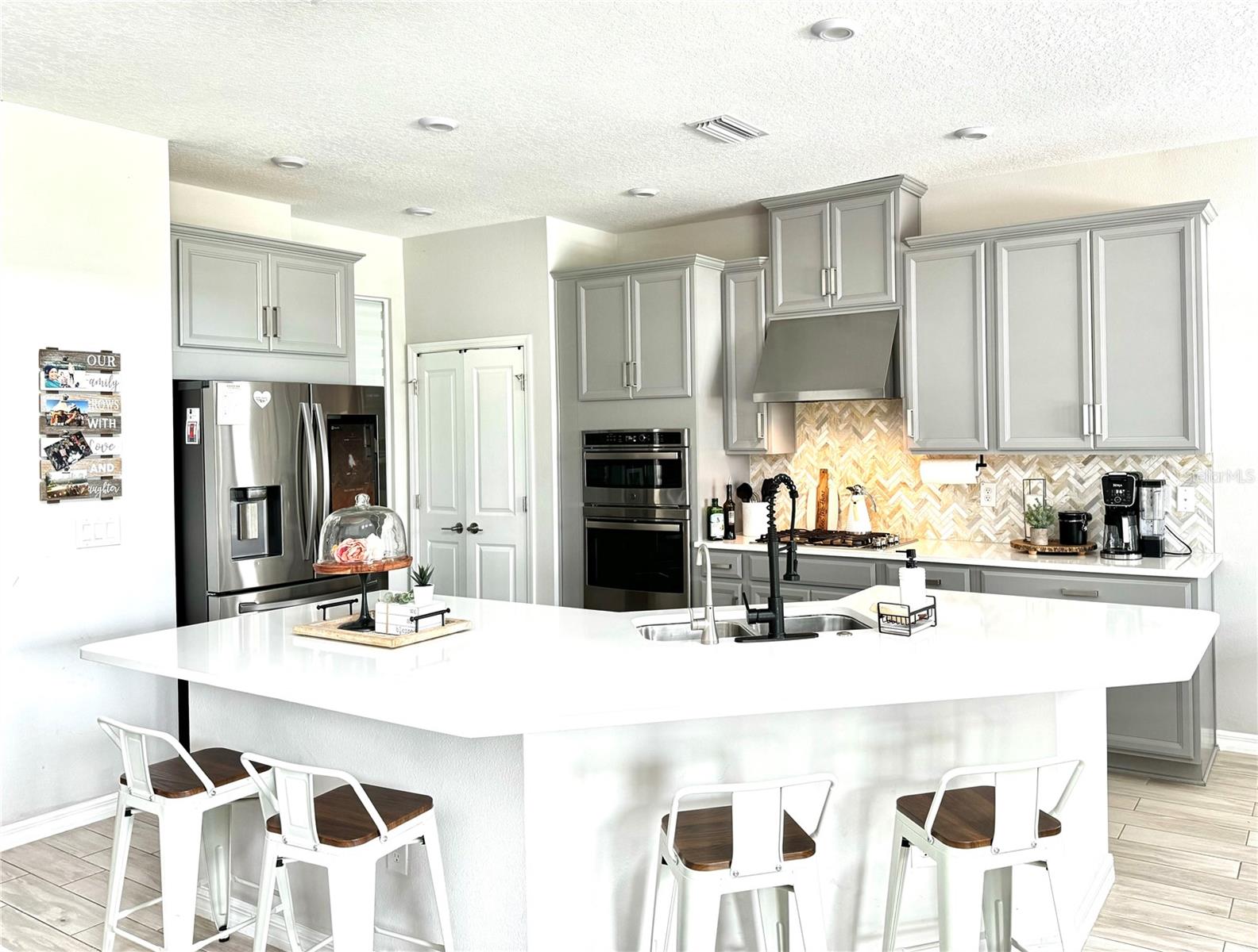 Listing photo id 12 for 33560 Castaway Loop