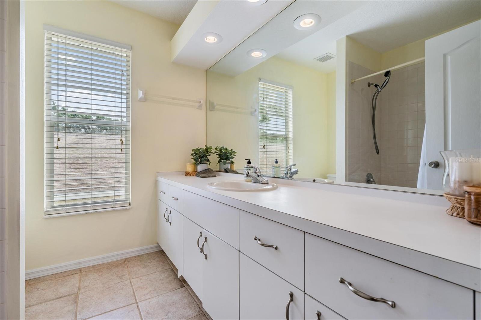 Image 19 of 34 For 9806 Bennington Drive