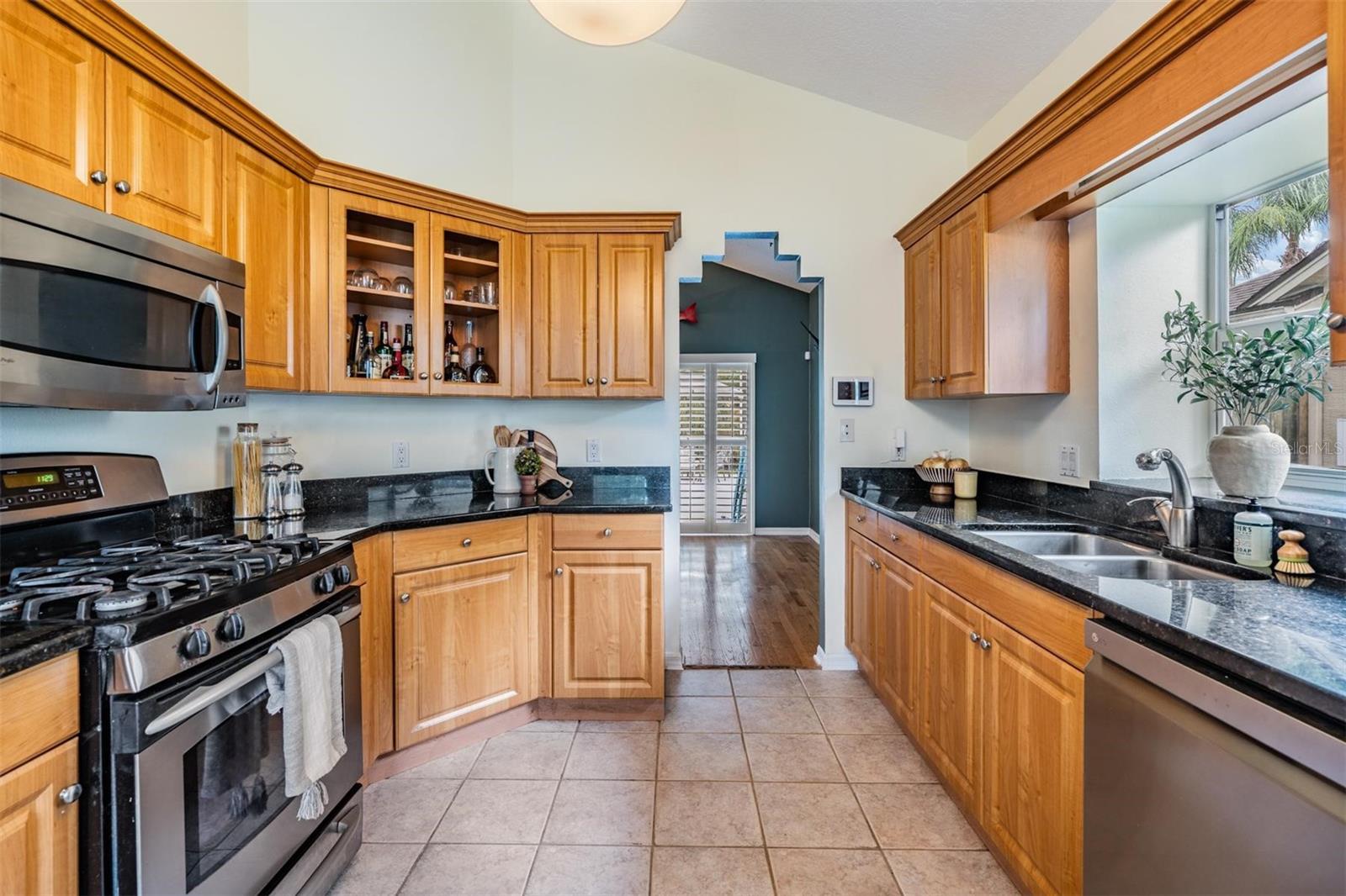 Image 7 of 34 For 9806 Bennington Drive