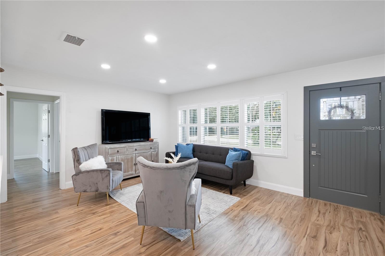 Image 10 of 38 For 1801 Bellemeade Drive