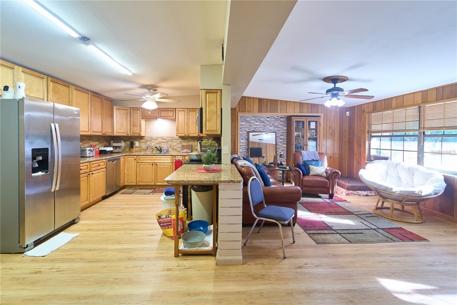 Image 13 of 51 For 18121 Geraci Road