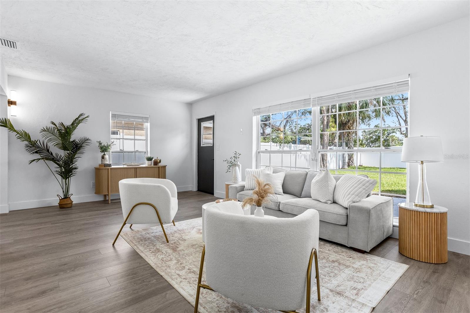 Image 14 of 45 For 8335 42nd Avenue N