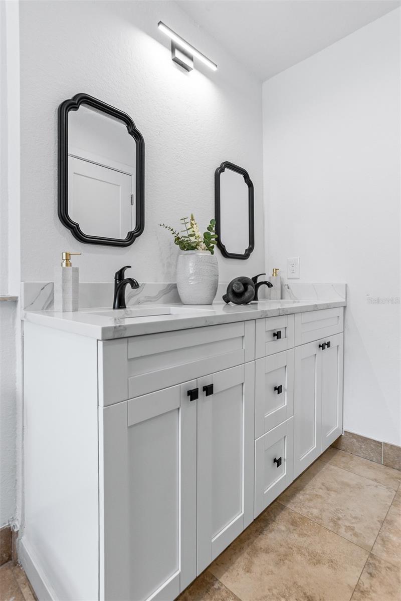 Image 21 of 45 For 8335 42nd Avenue N