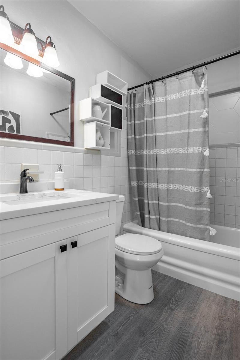 Image 25 of 45 For 8335 42nd Avenue N